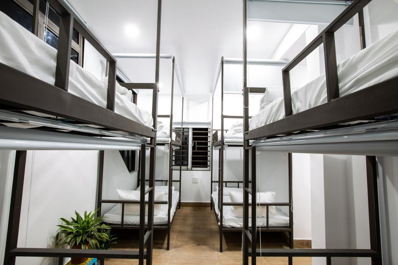 5.T Hostel フエ エクステリア 写真