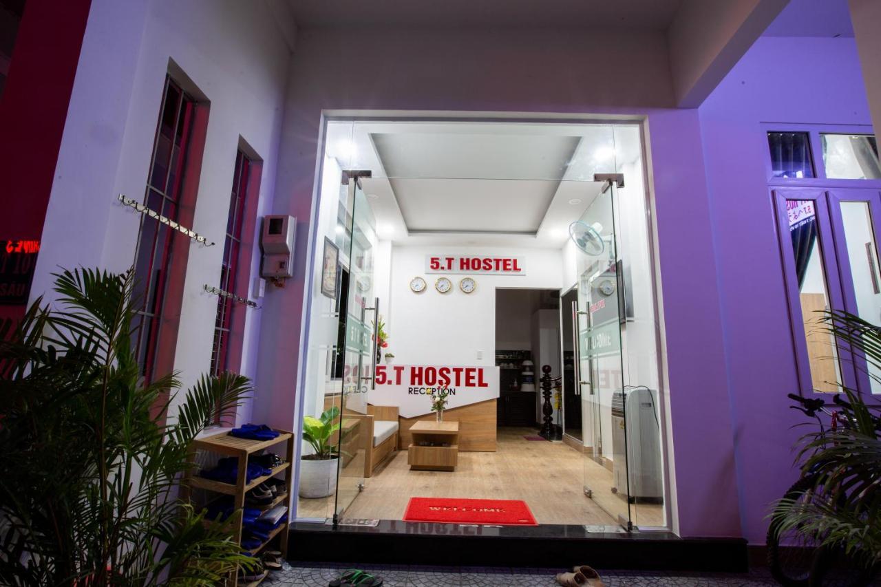 5.T Hostel フエ エクステリア 写真