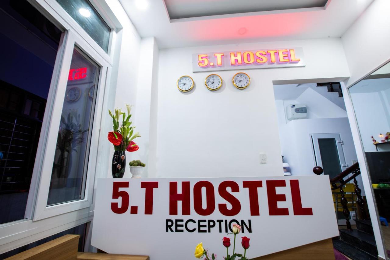 5.T Hostel フエ エクステリア 写真