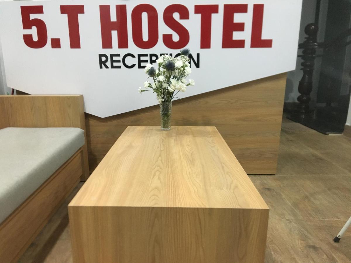 5.T Hostel フエ エクステリア 写真